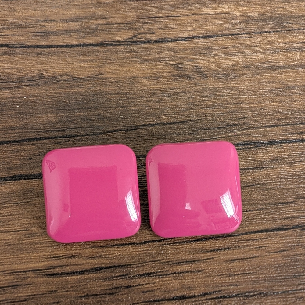 Barbiecore Vintage 80s Pink Square Metal Earrings - Picture 4 of 6